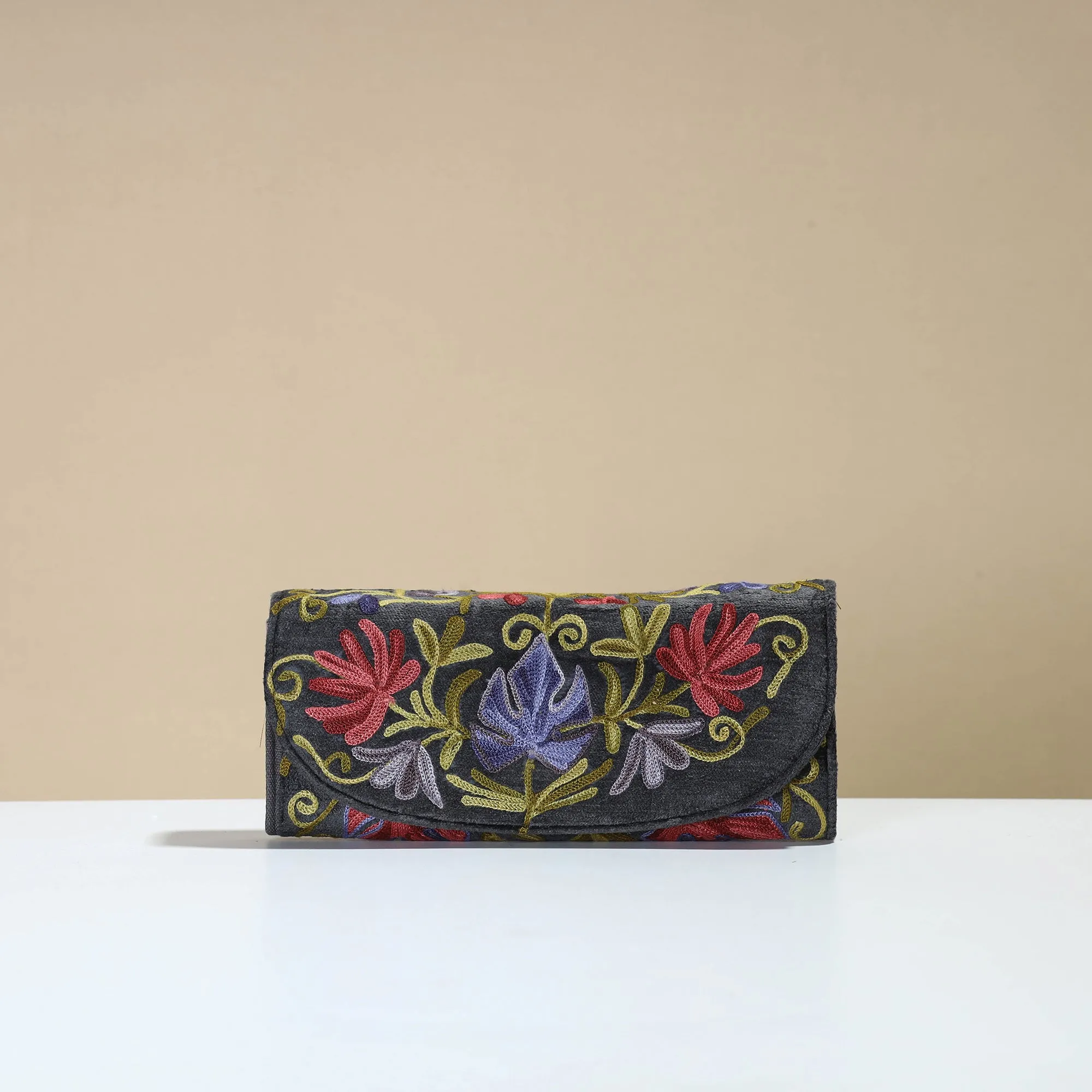 Authentic Kashmiri Crewel Embroidery Velvet Travel Wallet 78