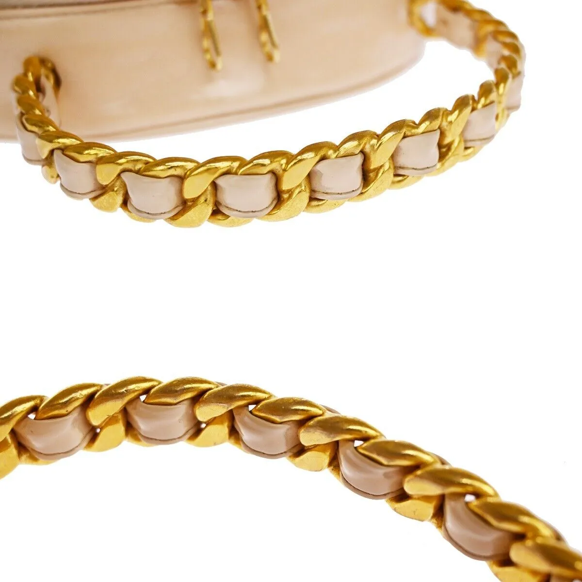 Chanel Cc Matelasse Round Vanity Chain